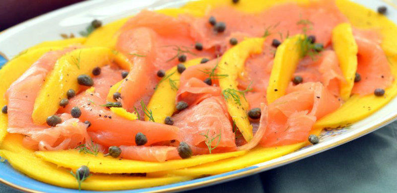 Insalata di salmone, finocchi e mango - Programma e ricette detox disintossicanti post-vacanze