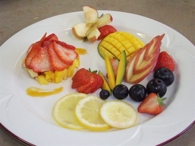 _l'assiette de fruits_ Consigli utili su dove mangiare a Saint Tropez 