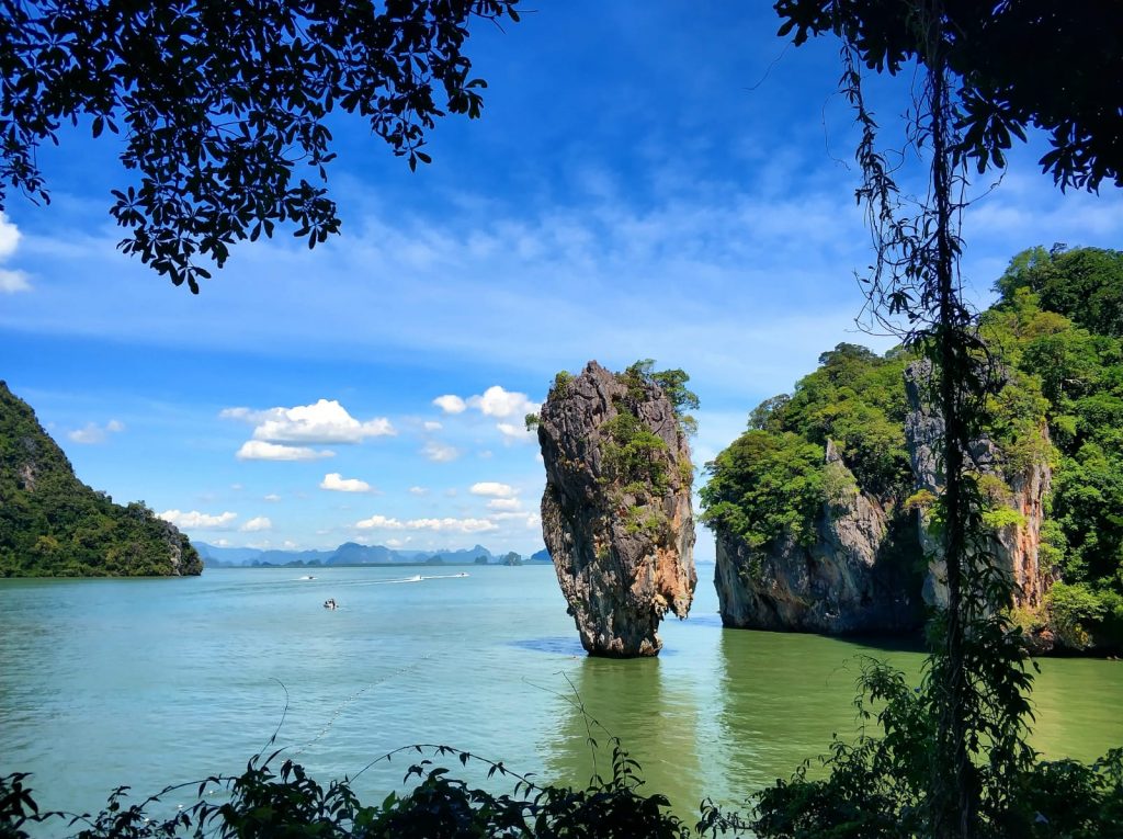 James Bond Island 