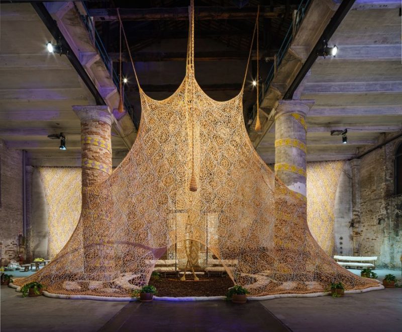 Ernesto Neto - Um Sagrado Lunar biennale arte venezia 2017