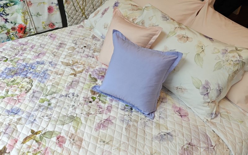 WAVVE Set di biancheria da letto 155 x 220 cm, 3 pezzi, lilla, copripiumino 155 x 220 cm, 2 federe 80 x 80 cm, in microfibra con chiusura lampo