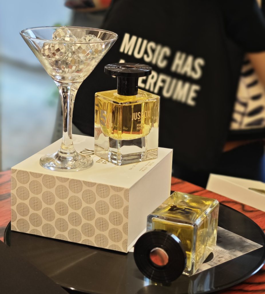 Cinque fragranze insolite per i nuovi profumi autunnali