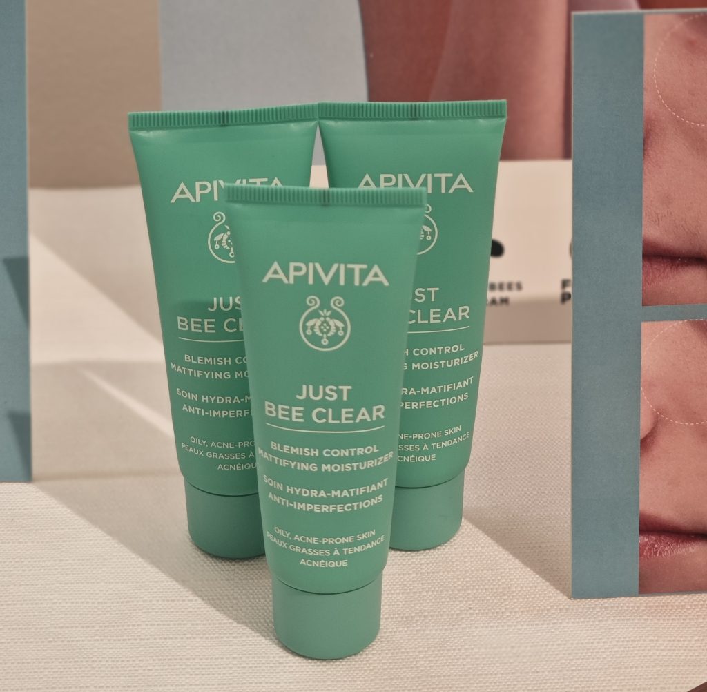 Just Bee Clear di Apivita, la linea contro le anti imperfezioni